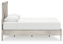 Load image into Gallery viewer, Shawburn Queen Platform Bed
