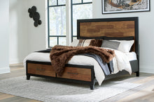 Load image into Gallery viewer, Kraeburn King Panel Storage Bed
